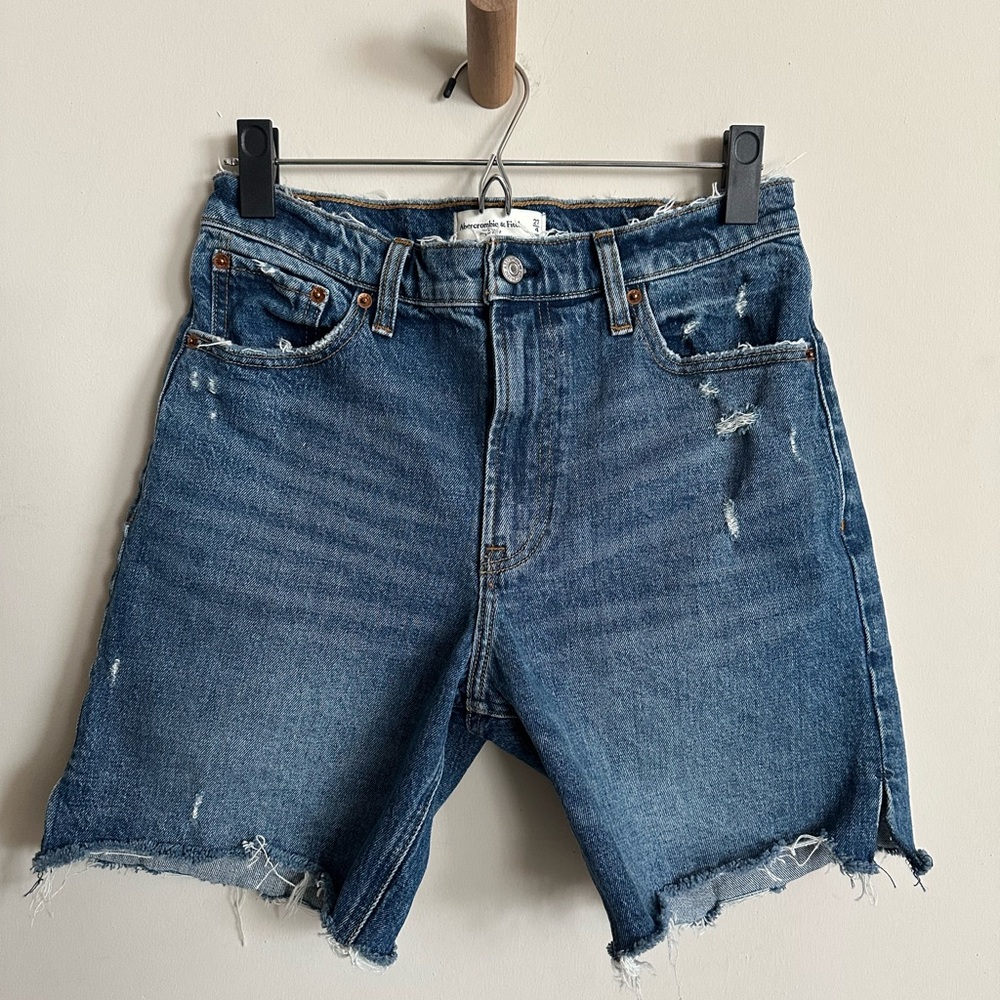 A&F High Rise Dad Short